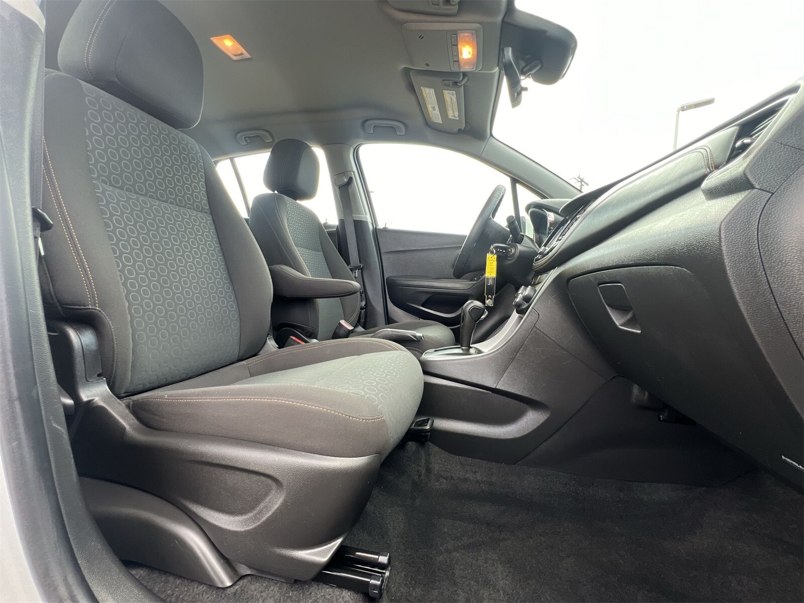 Thumbnail: 2020 Chevrolet Trax - 22