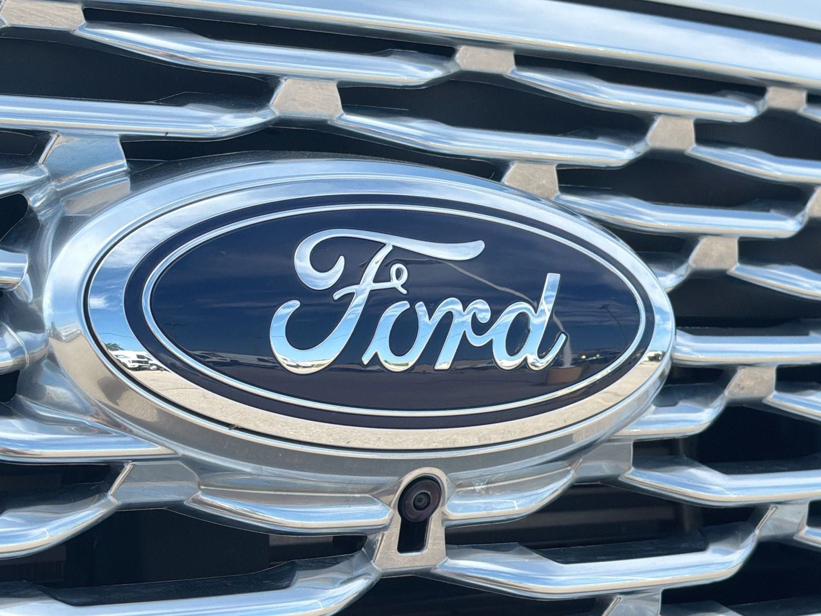Thumbnail: 2023 Ford Explorer - 13