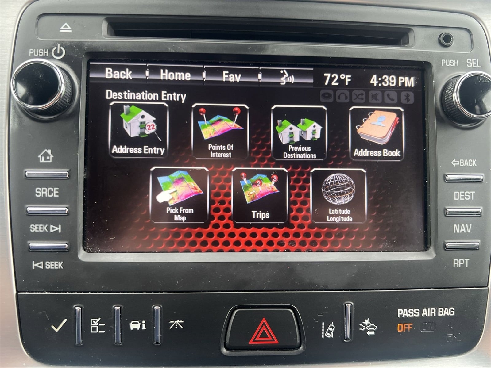 Thumbnail: 2015 GMC Acadia - 29