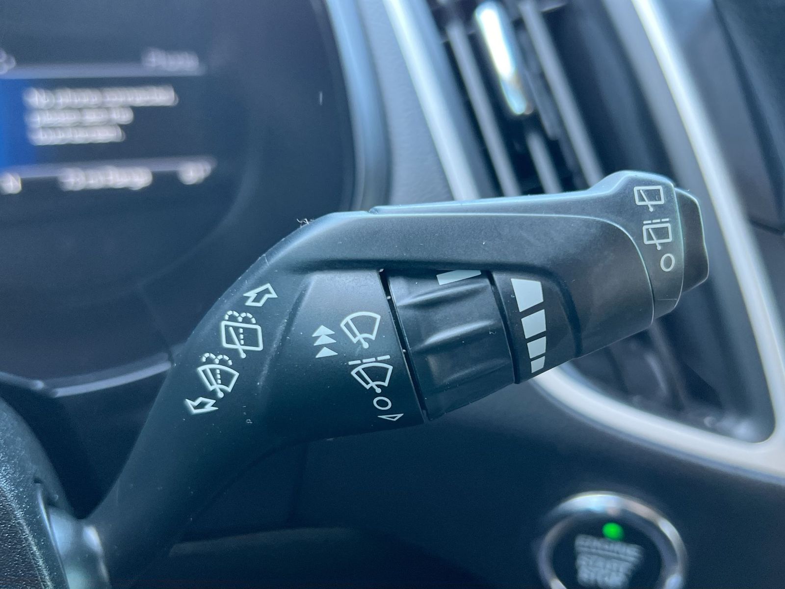 Thumbnail: 2023 Ford Edge - 25