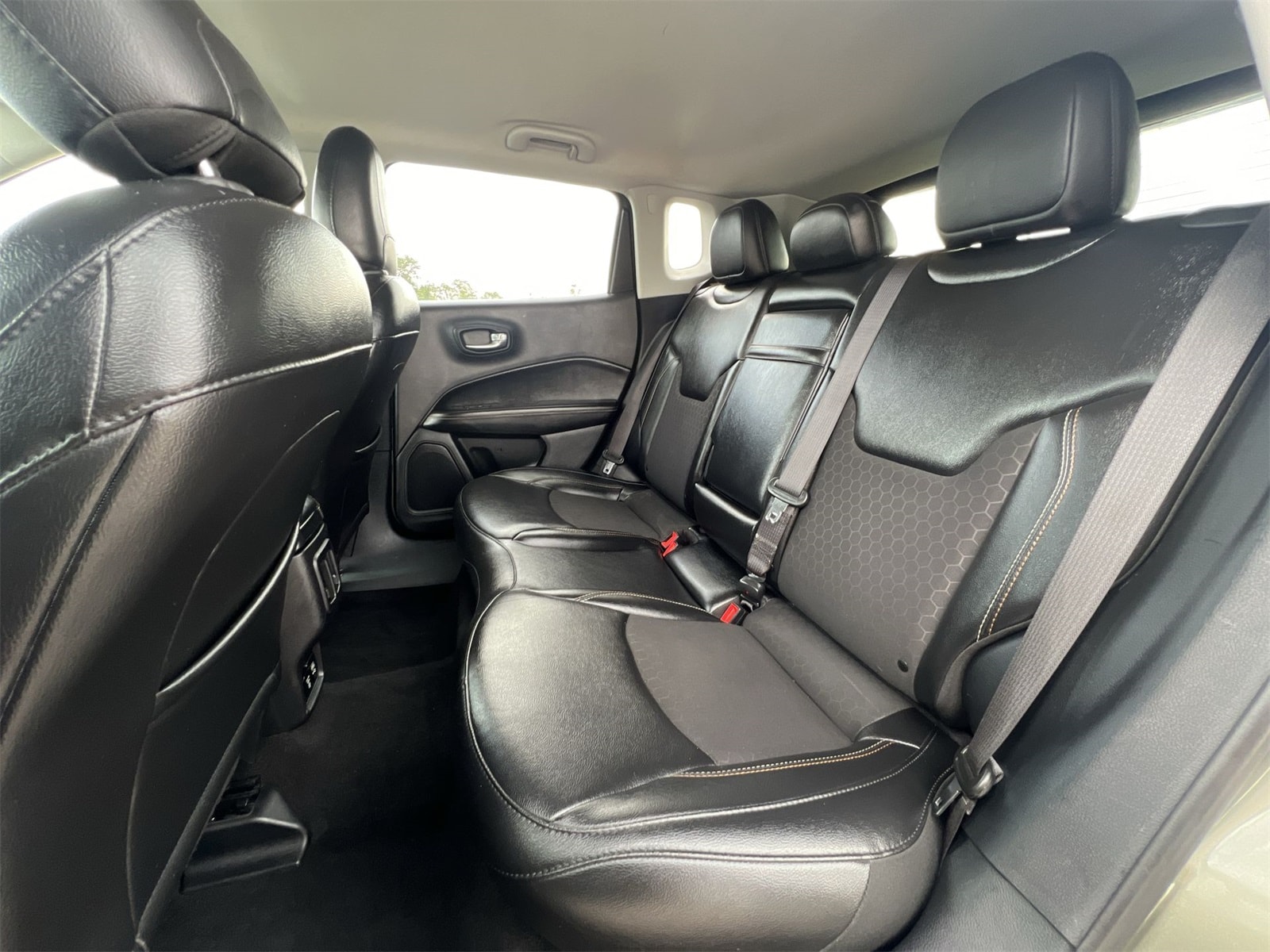 Thumbnail: 2019 Jeep Compass - 19