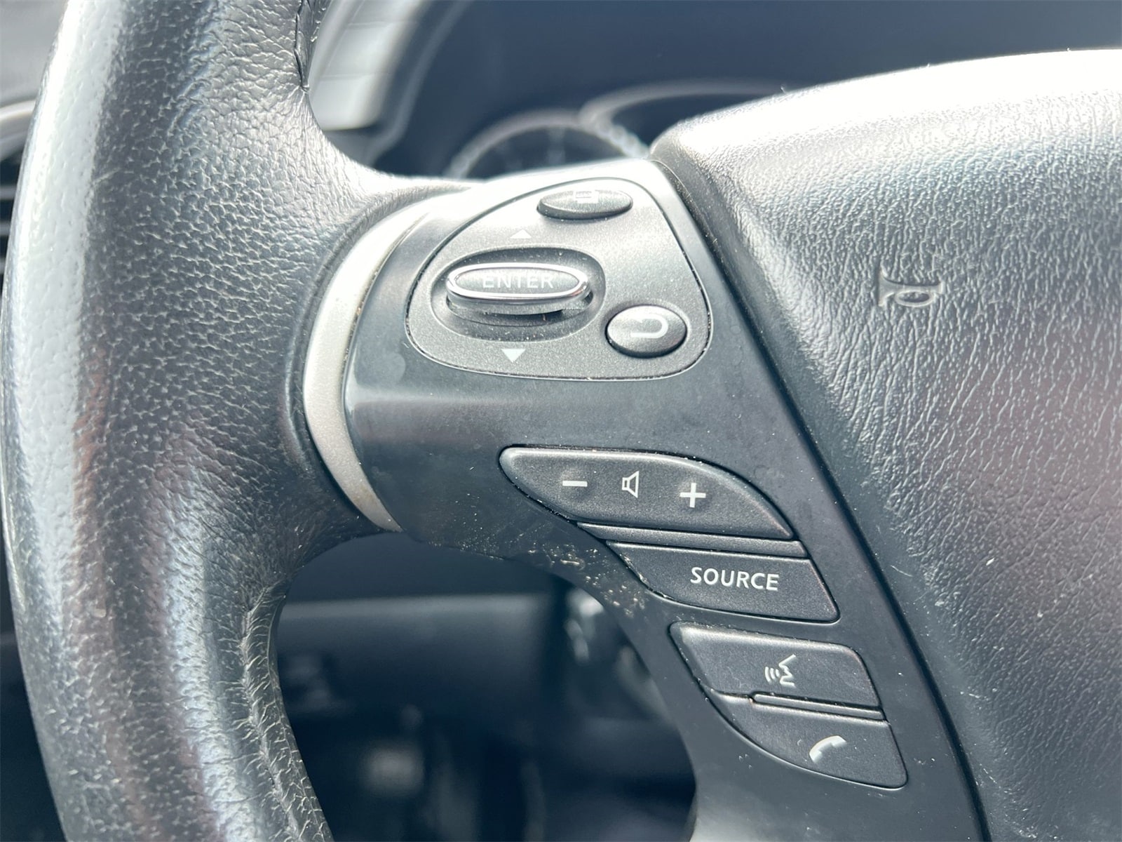 Thumbnail: 2014 INFINITI QX60 - 23