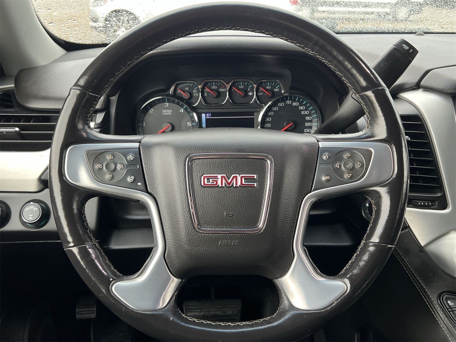 Thumbnail: 2019 GMC Yukon XL - 22