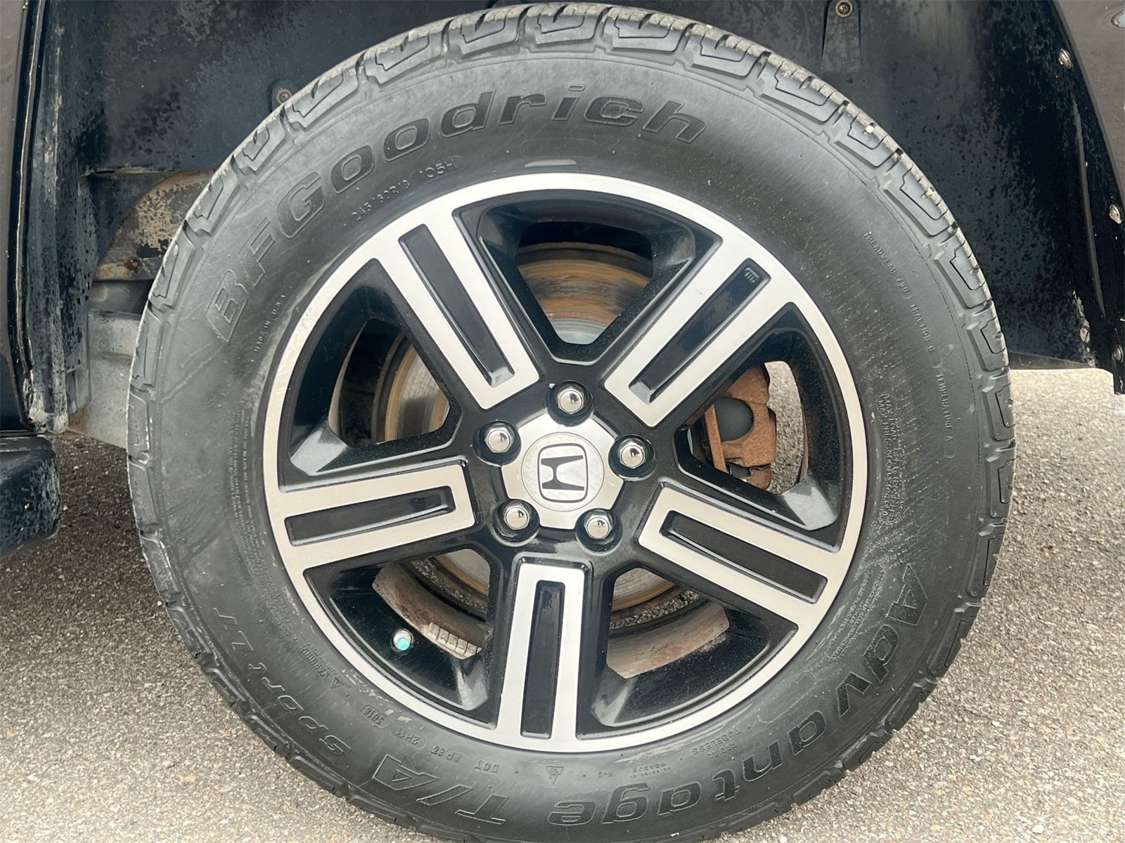 Thumbnail: 2012 Honda Ridgeline - 14