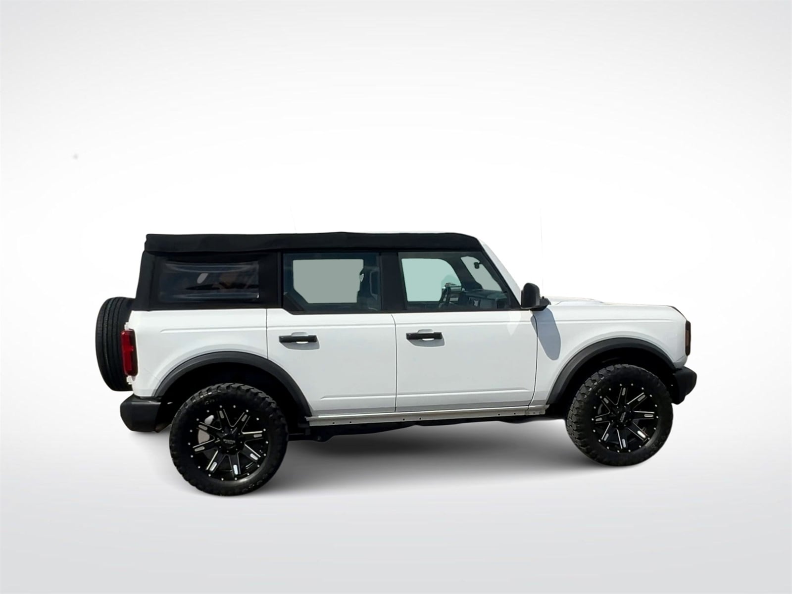 Thumbnail: 2021 Ford Bronco - 9