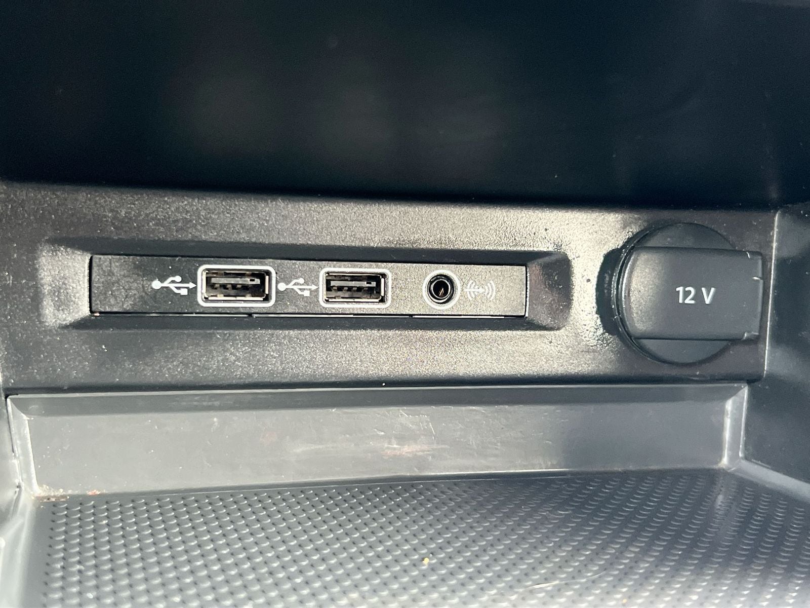 Thumbnail: 2019 Volkswagen Tiguan - 30