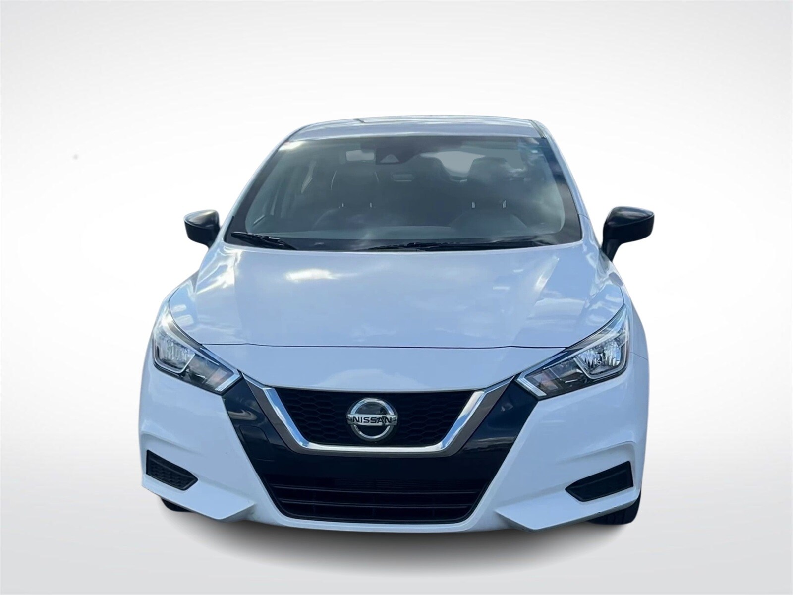 2022 Nissan Versa 1.6 S photo 3