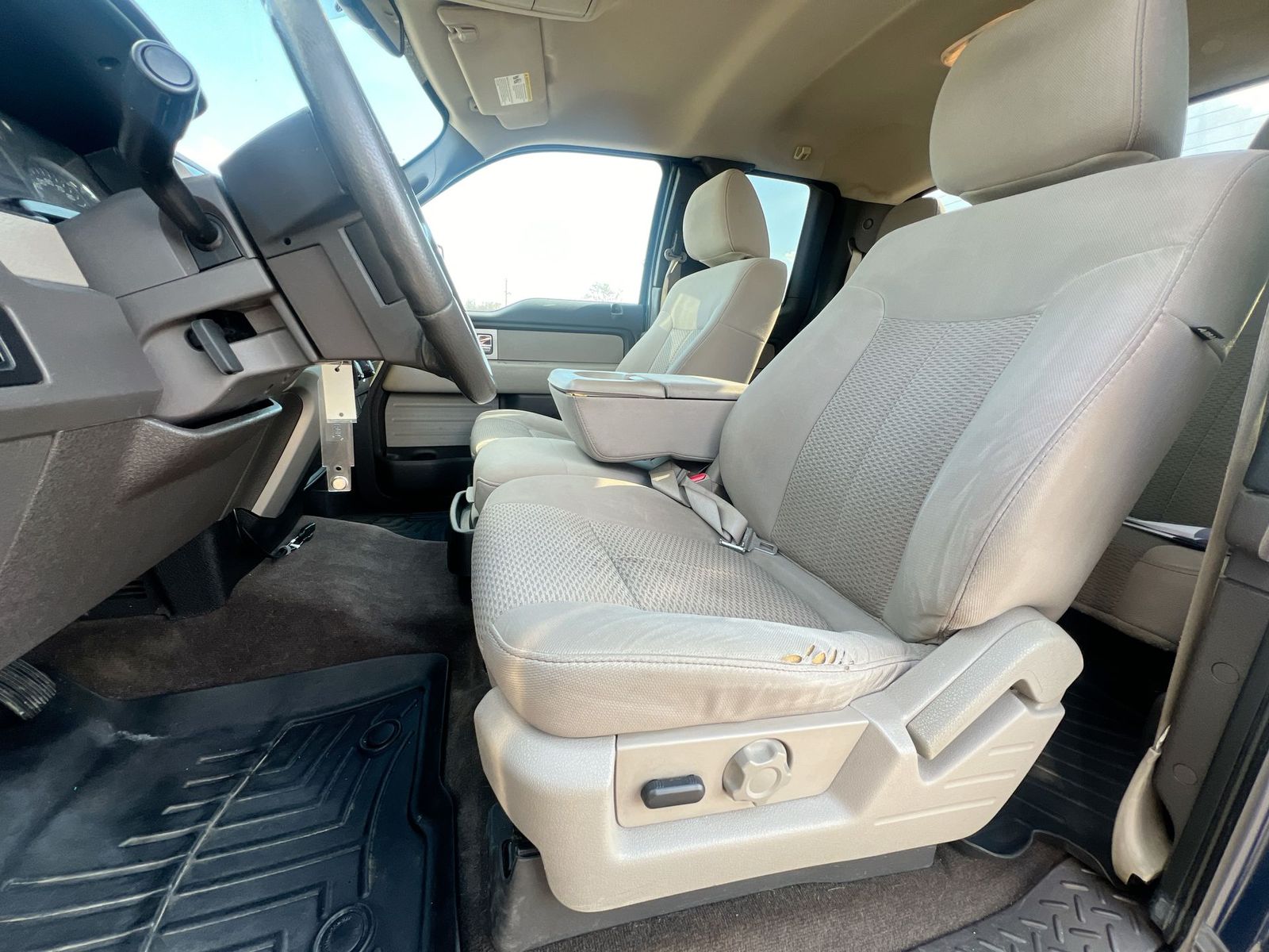 Thumbnail: 2010 Ford F-150 - 16