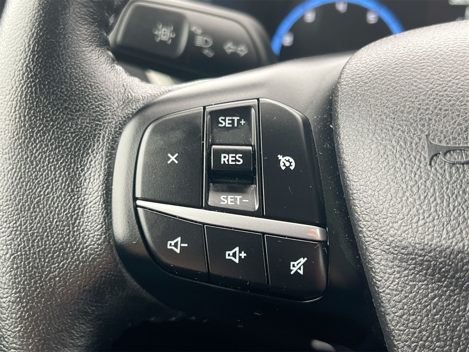 Thumbnail: 2023 Ford Bronco Sport - 24