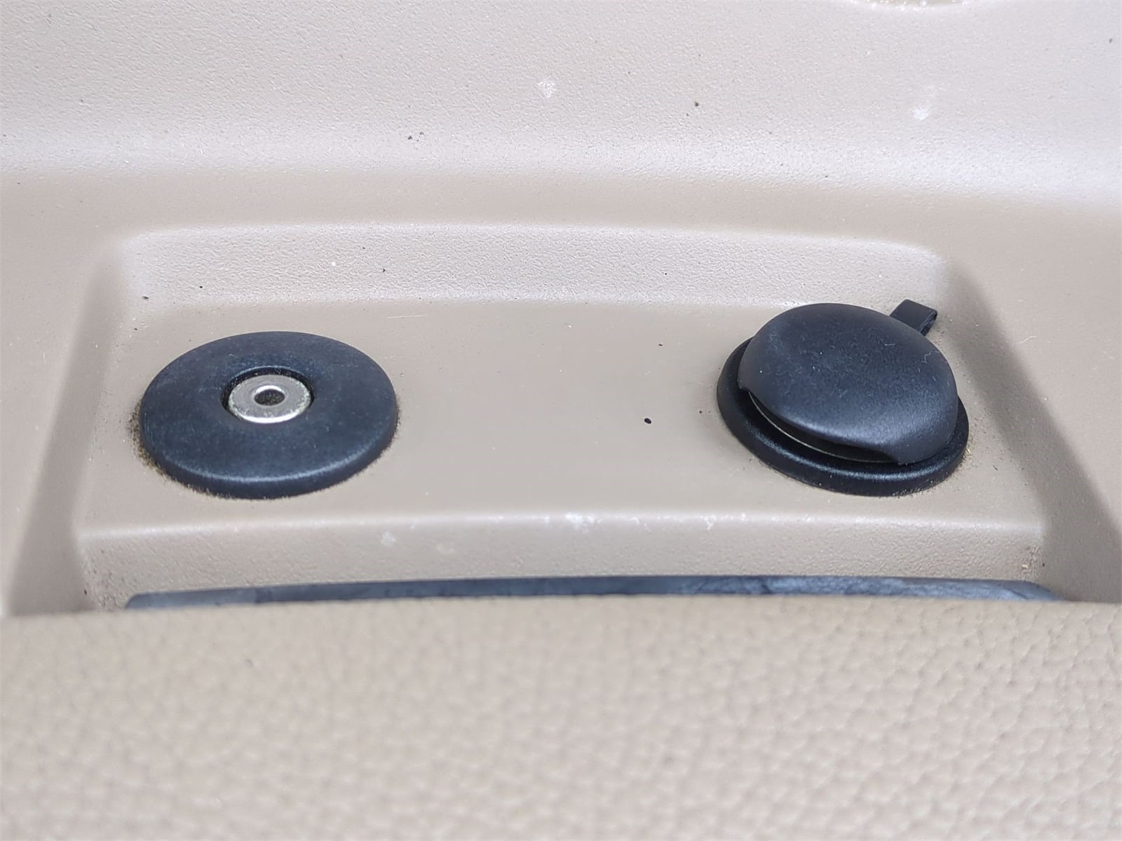 2007 Ford Explorer Sport Trac Limited 28