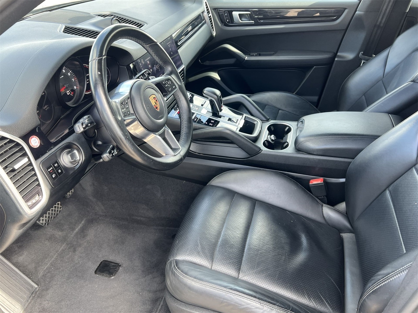 Thumbnail: 2019 Porsche Cayenne - 10