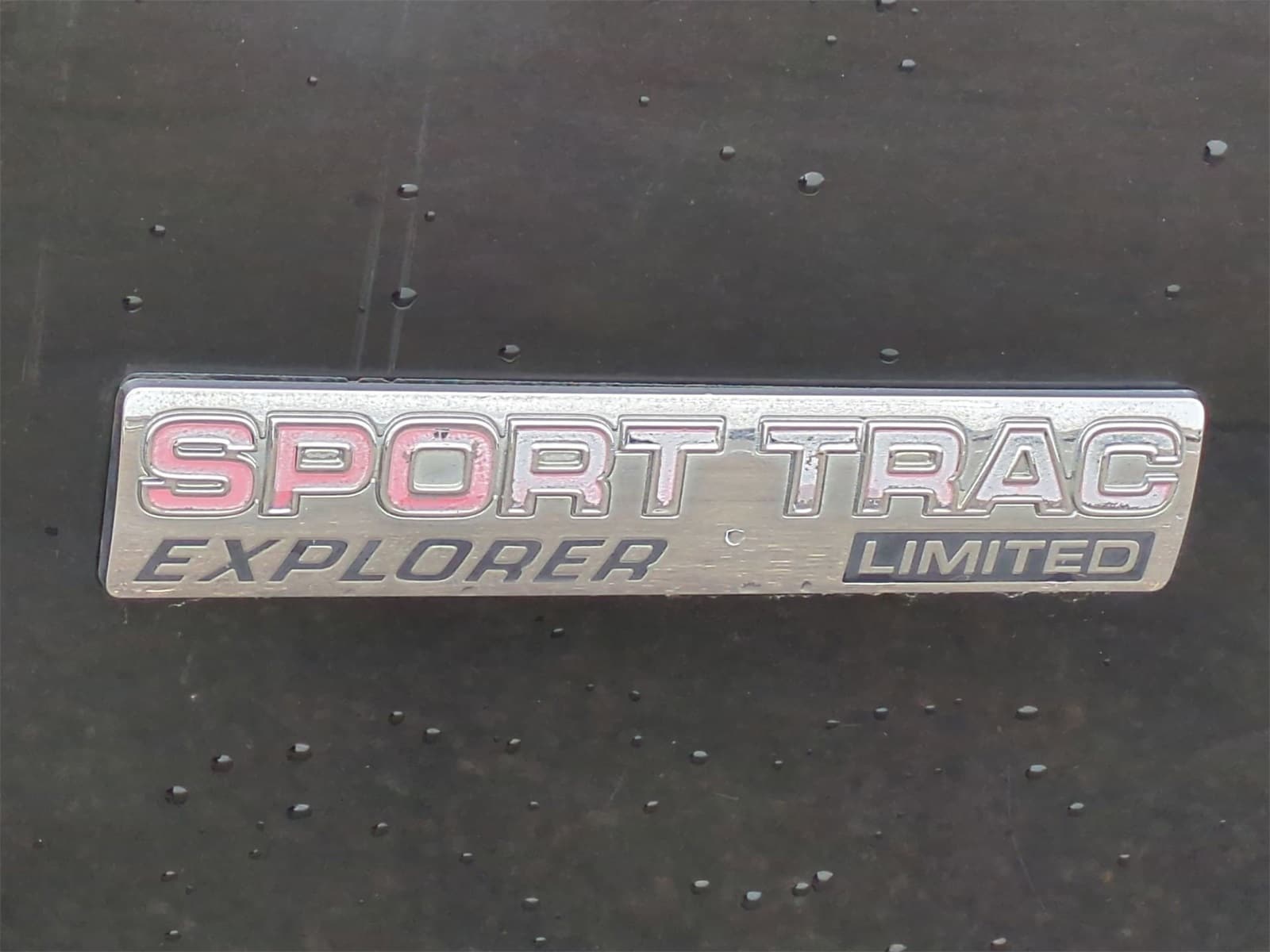 2007 Ford Explorer Sport Trac Limited 13