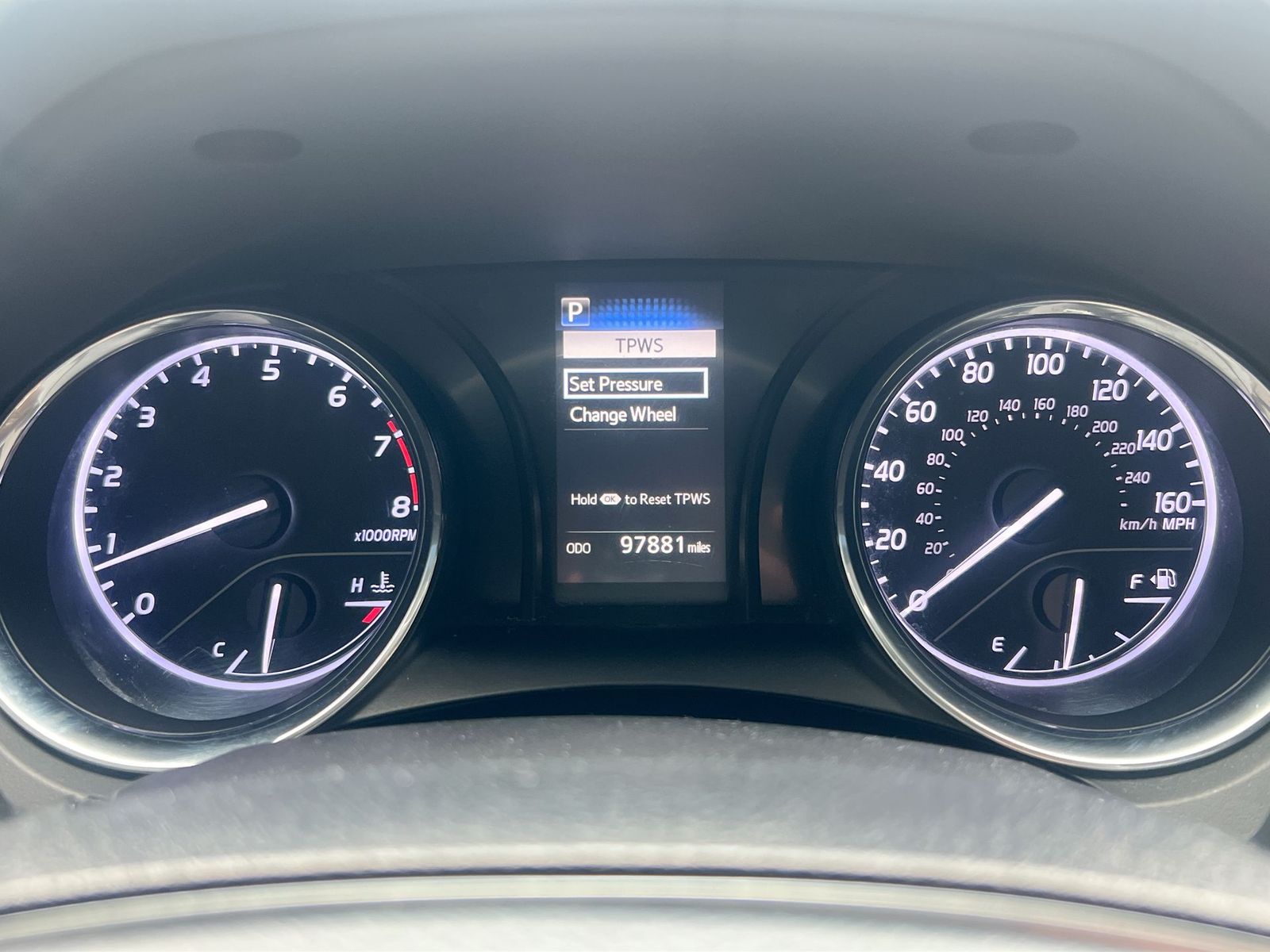 Thumbnail: 2019 Toyota Camry - 32