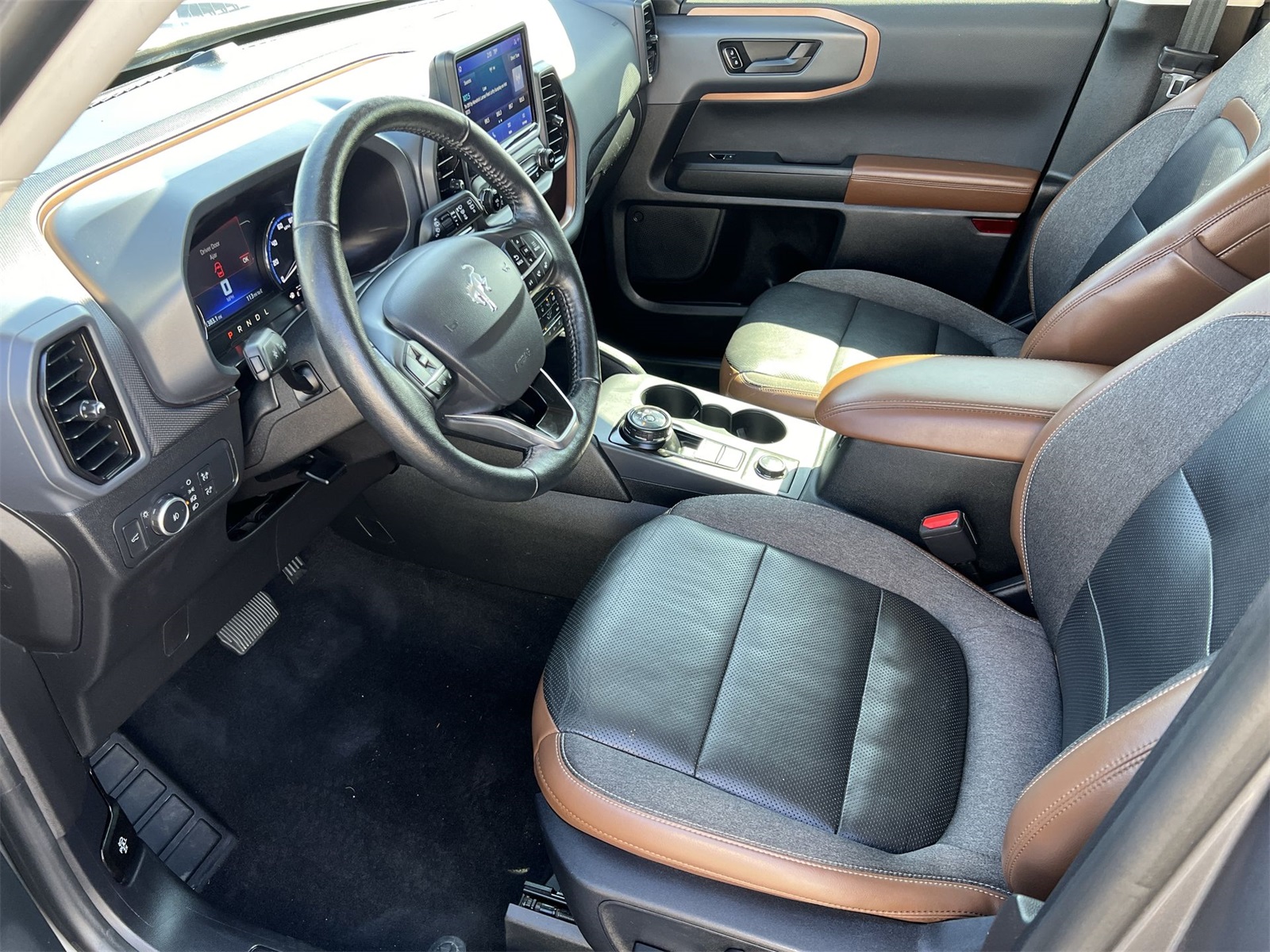 Thumbnail: 2021 Ford Bronco Sport - 10