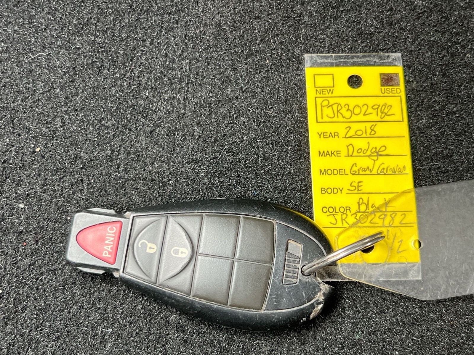 Thumbnail: 2018 Dodge Grand Caravan - 34