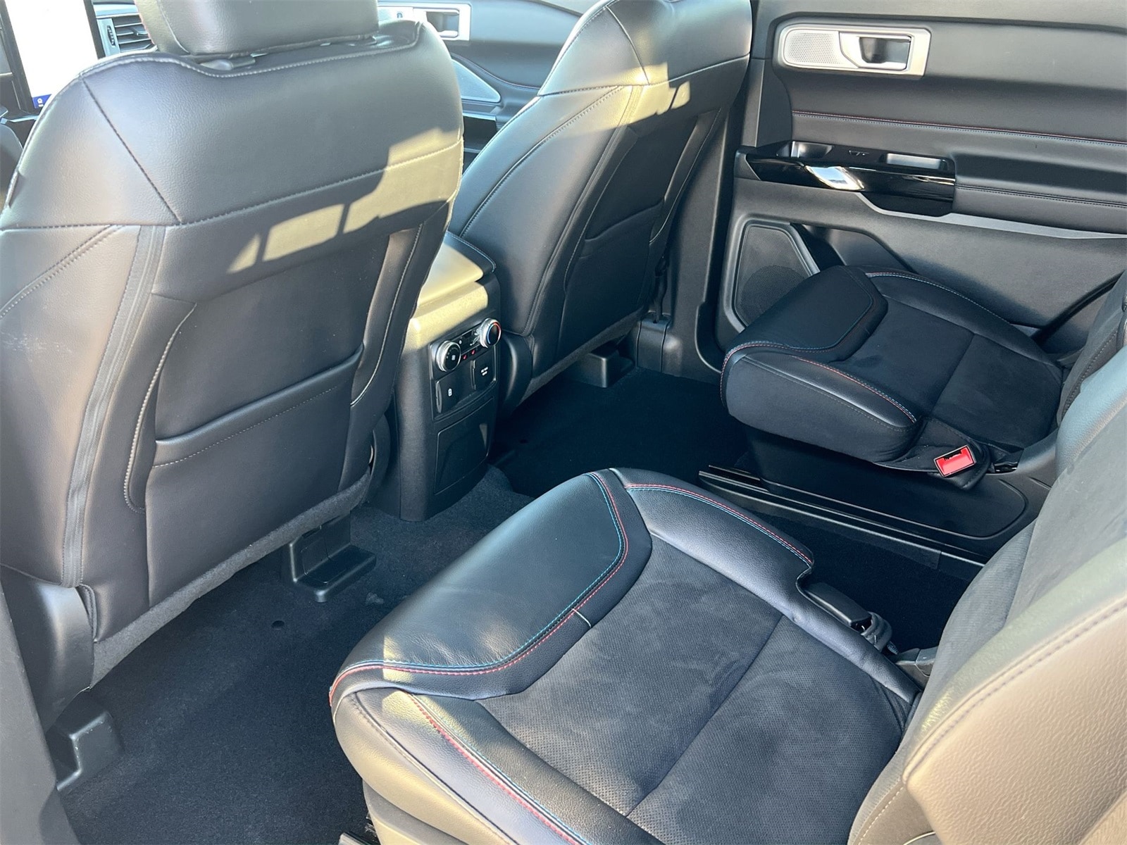 Thumbnail: 2024 Ford Explorer - 19