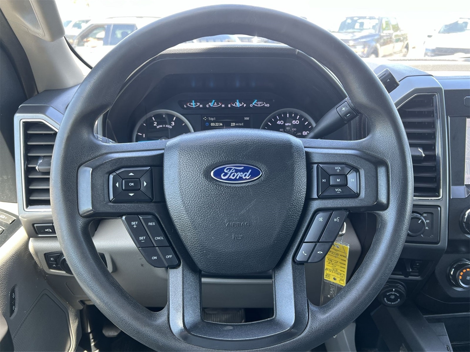 Thumbnail: 2022 Ford F-350 - 23