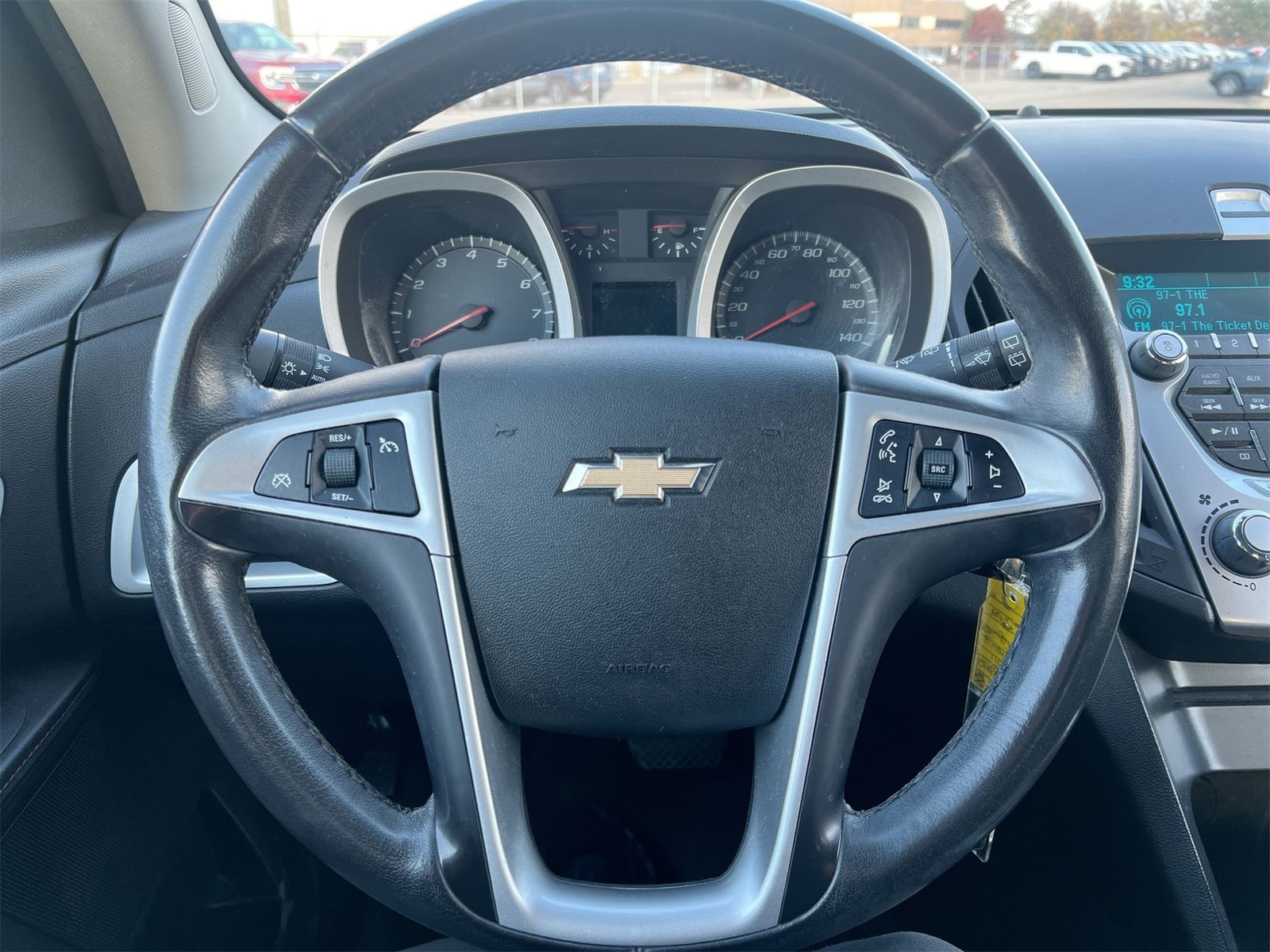 Thumbnail: 2011 Chevrolet Equinox - 22