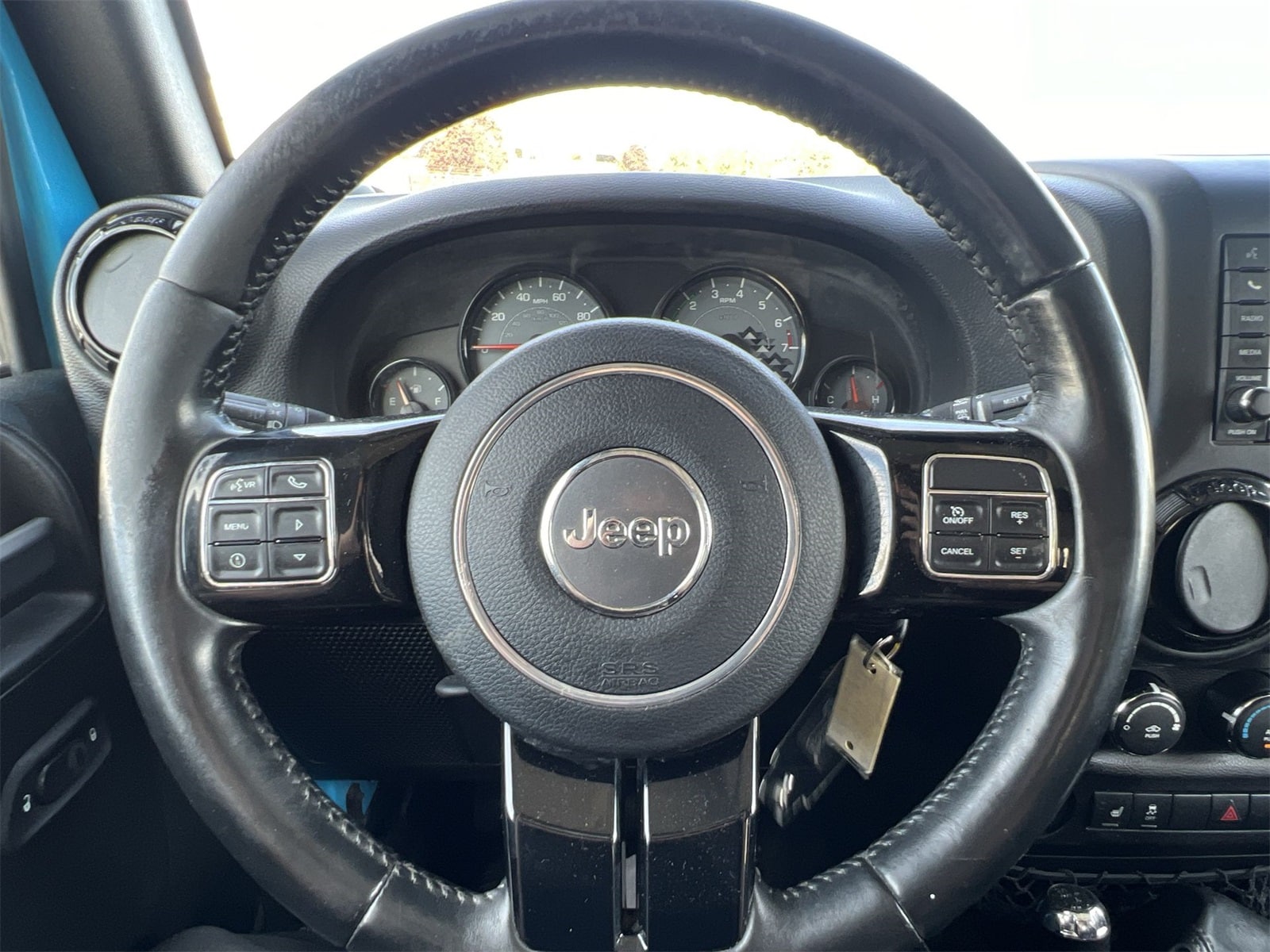 Thumbnail: 2017 Jeep Wrangler - 23