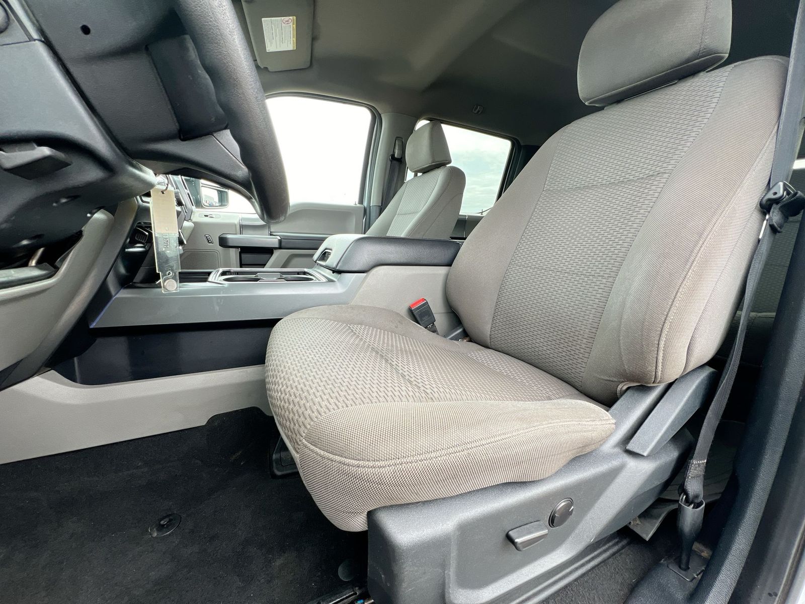 Thumbnail: 2022 Ford F-350 - 16