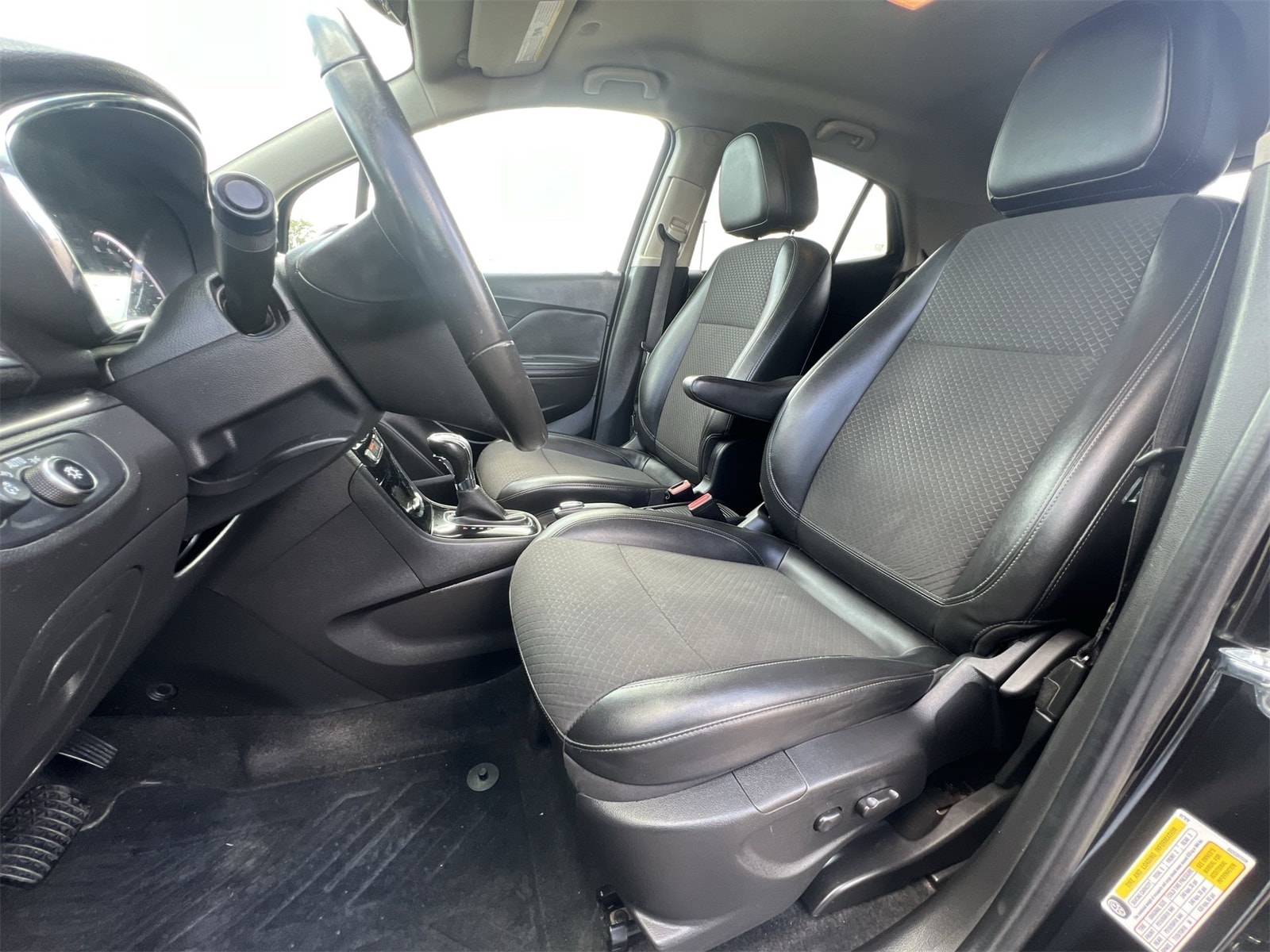 Thumbnail: 2018 Buick Encore - 20