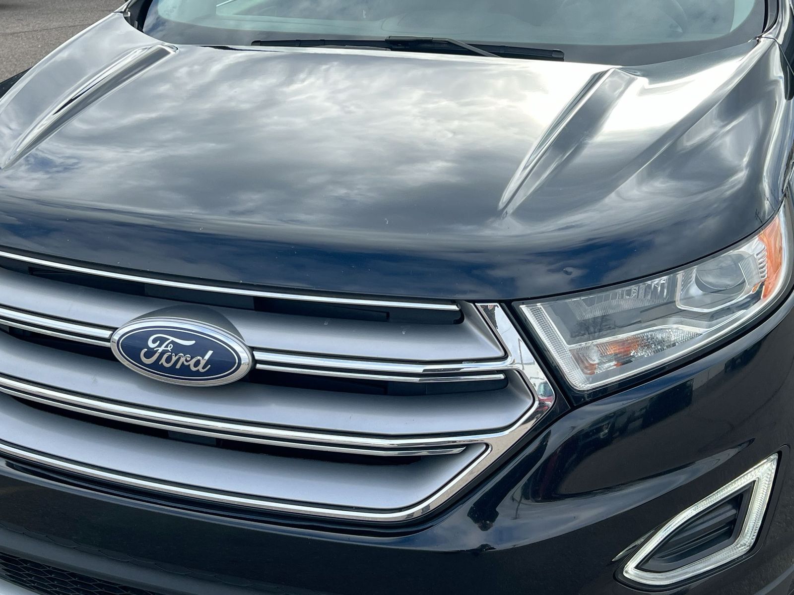 Thumbnail: 2017 Ford Edge - 11