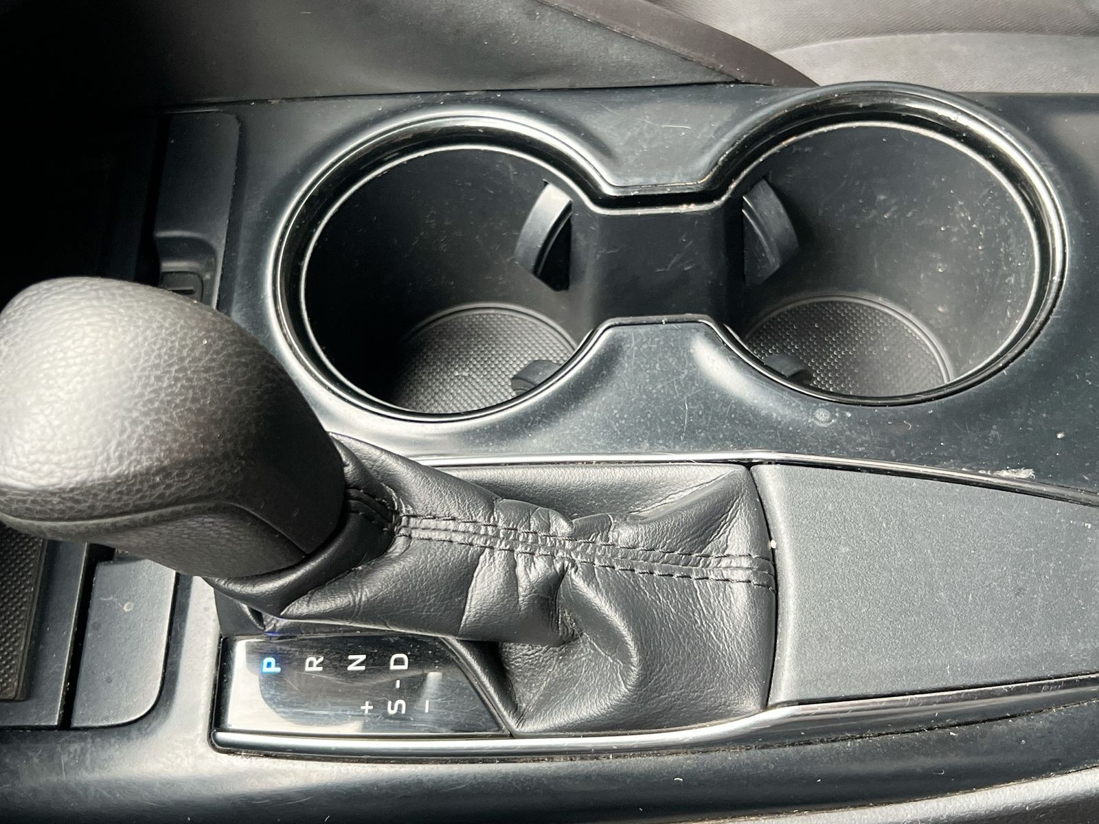 Thumbnail: 2019 Toyota Camry - 31