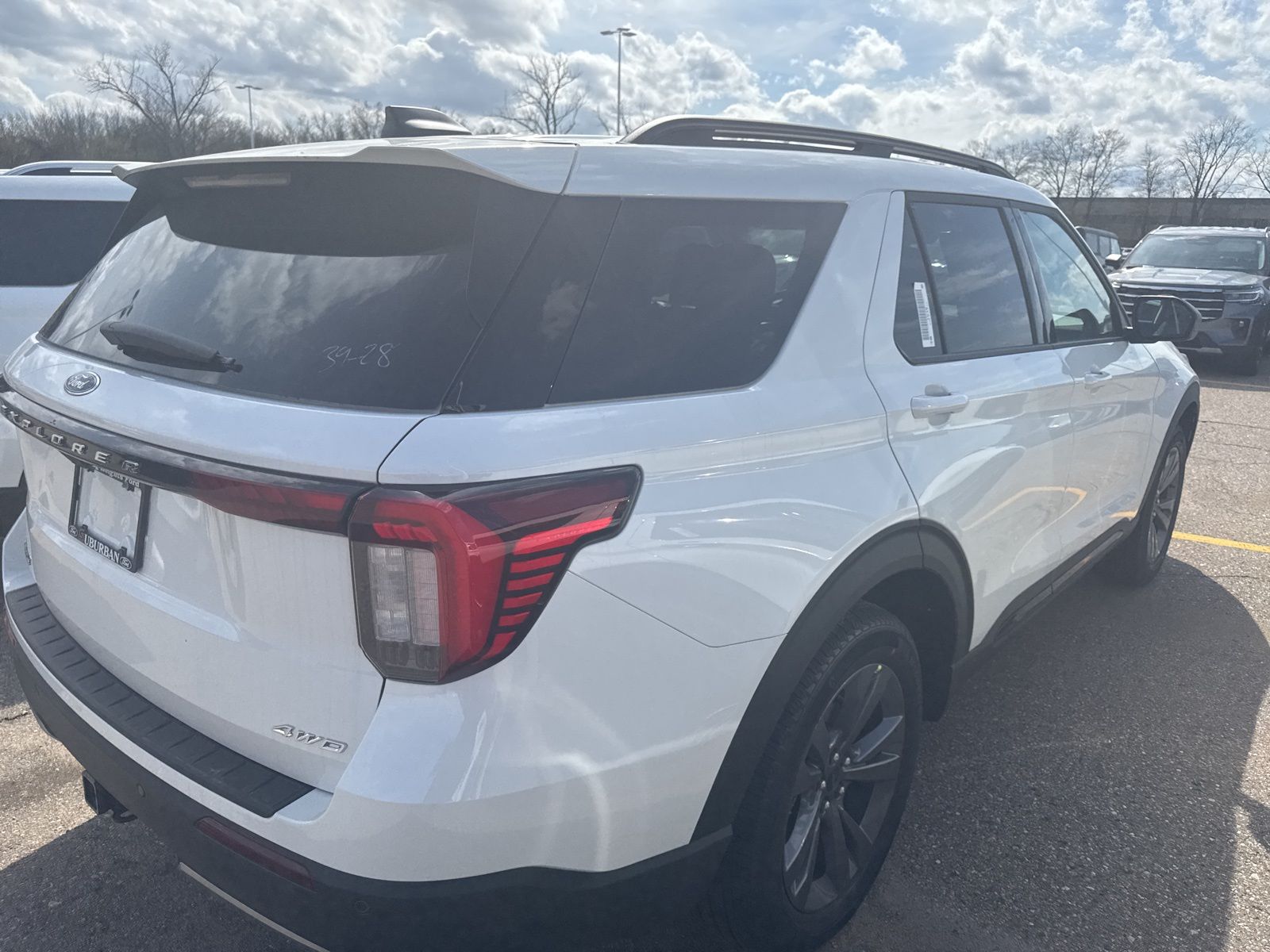 Thumbnail: 2026 Ford Explorer - 9