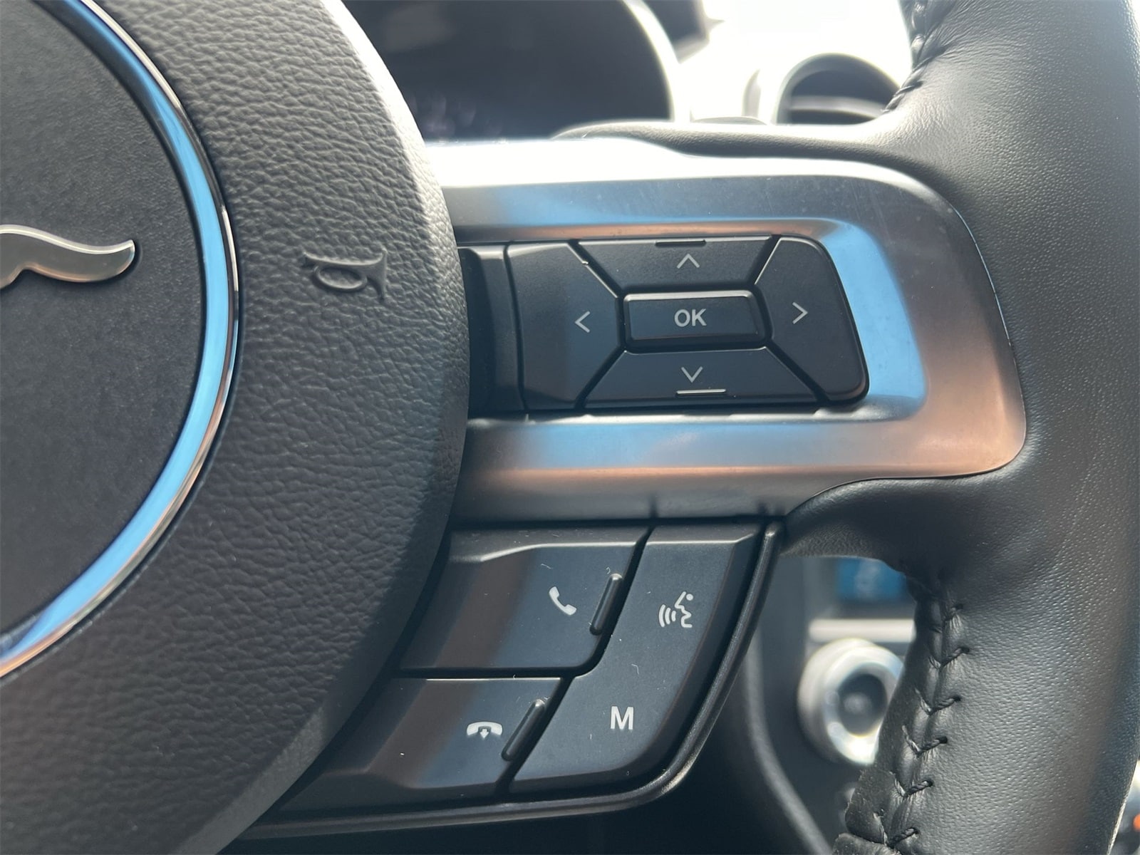 Thumbnail: 2018 Ford Mustang - 25