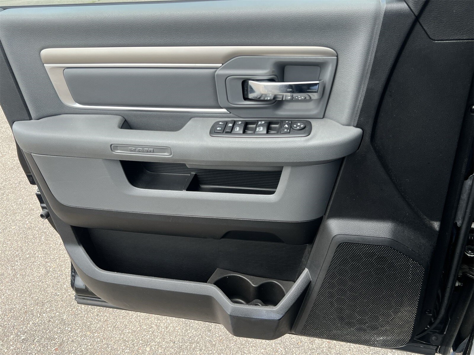 Thumbnail: 2014 RAM 1500 - 29