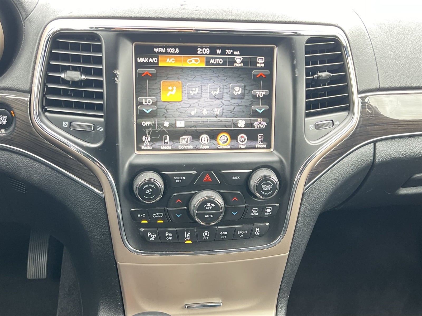 Thumbnail: 2017 Jeep Grand Cherokee - 27