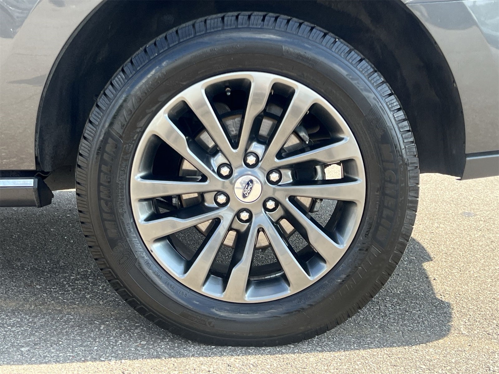 Thumbnail: 2019 Ford Expedition - 13