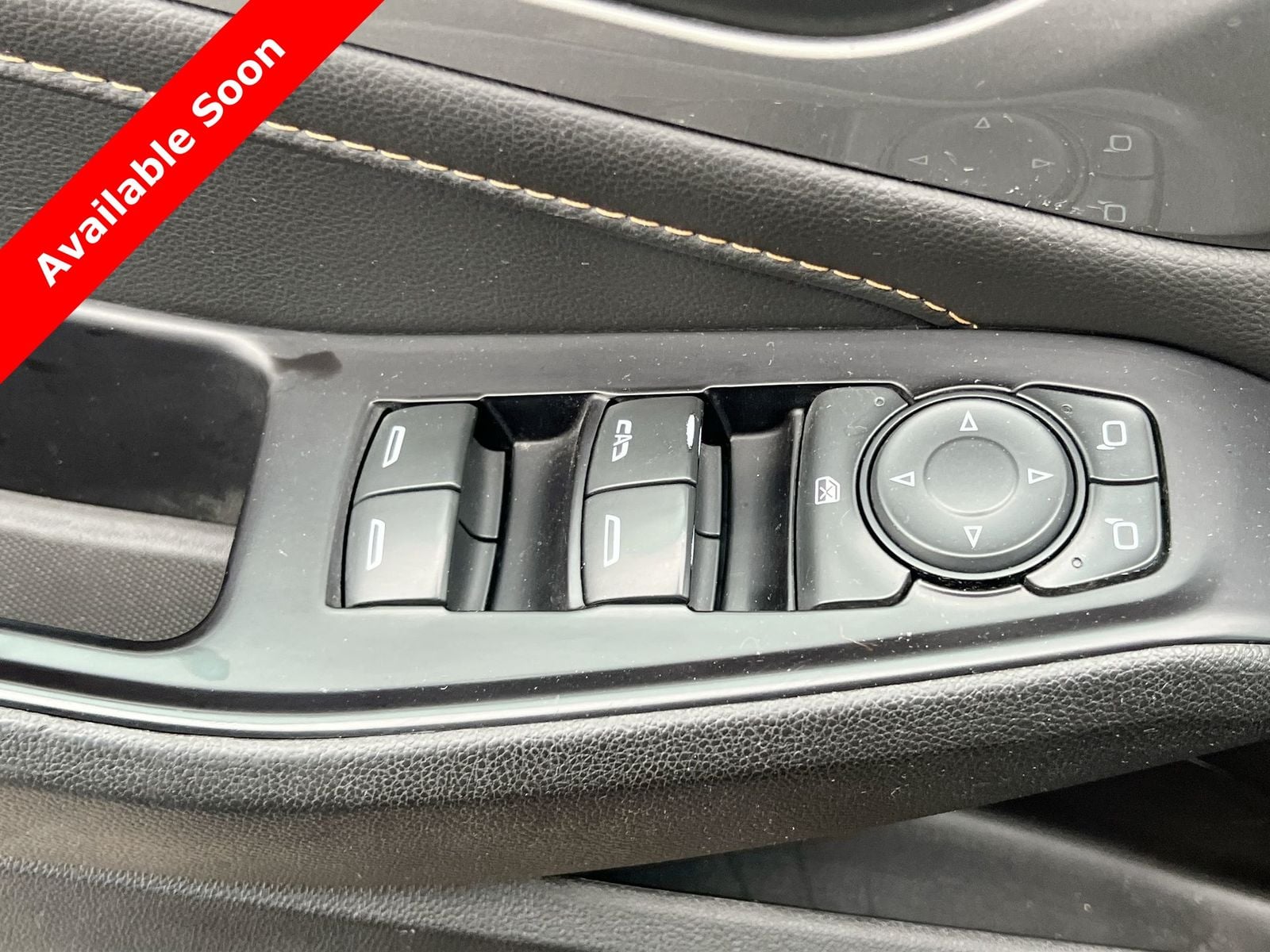 Thumbnail: 2018 Chevrolet Traverse - 17