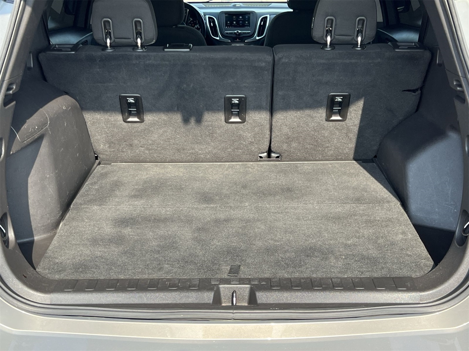 Thumbnail: 2019 Chevrolet Equinox - 33