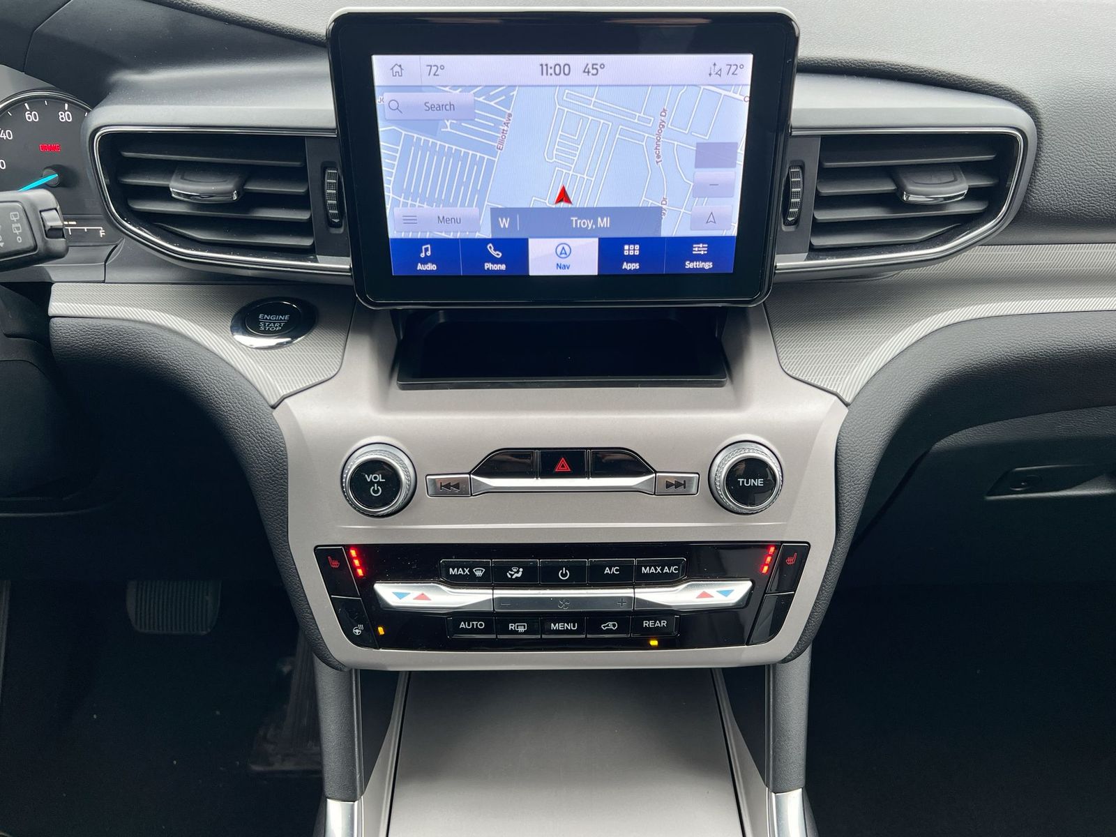 Thumbnail: 2023 Ford Explorer - 27