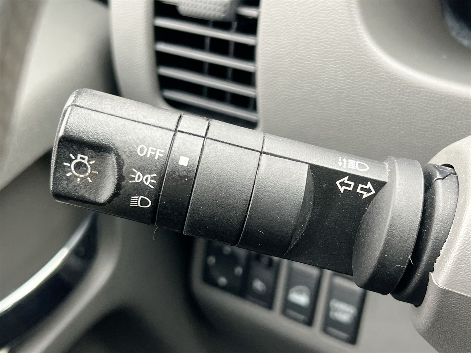 Thumbnail: 2018 Nissan Frontier - 26