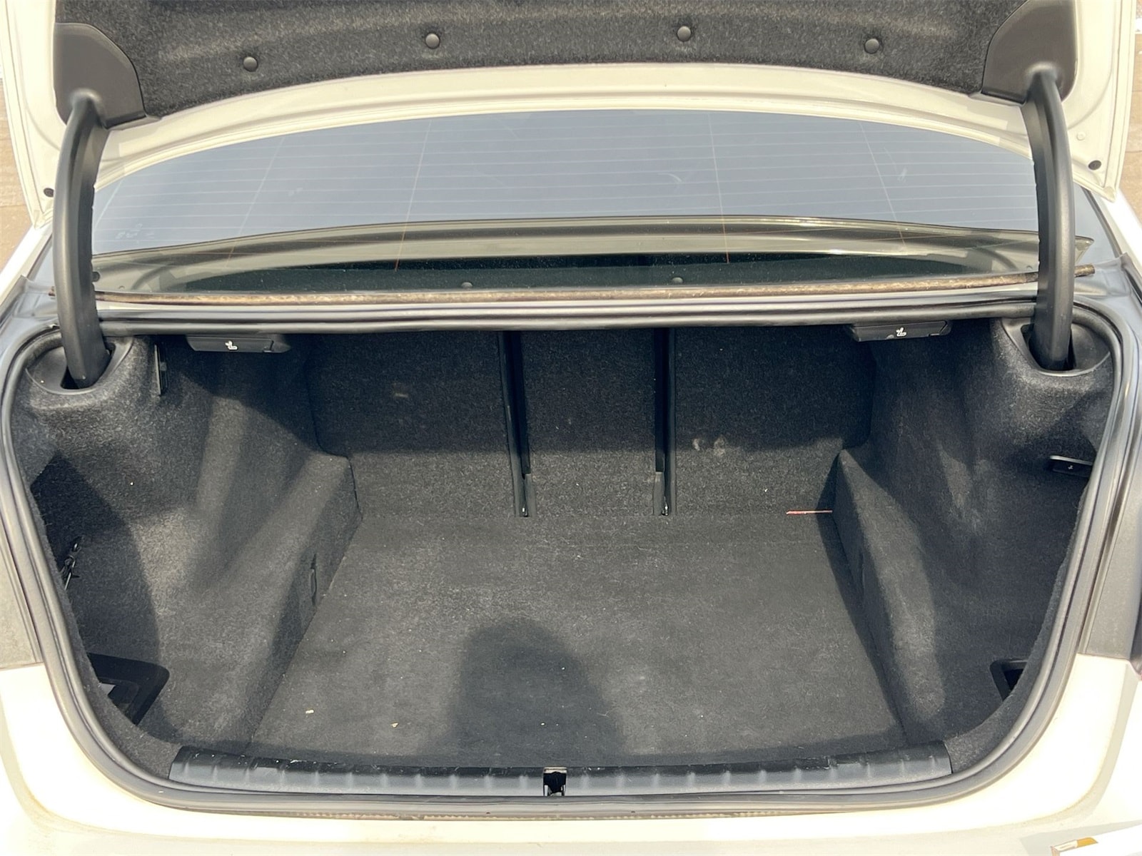 Thumbnail: 2018 BMW 5 Series - 34