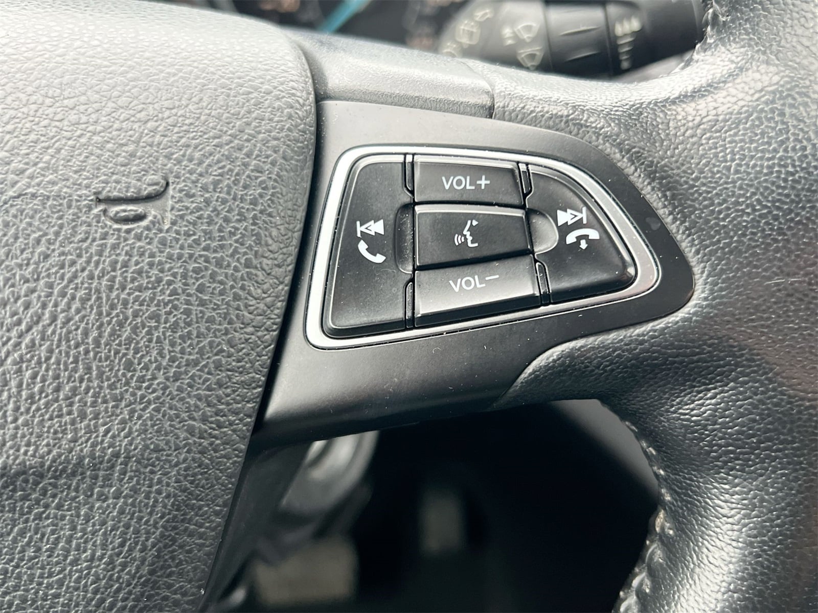 Thumbnail: 2018 Ford Escape - 24