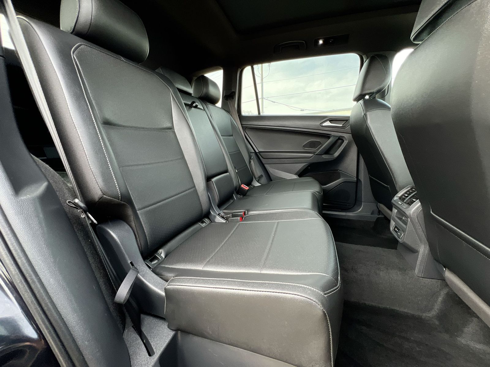 Thumbnail: 2019 Volkswagen Tiguan - 20