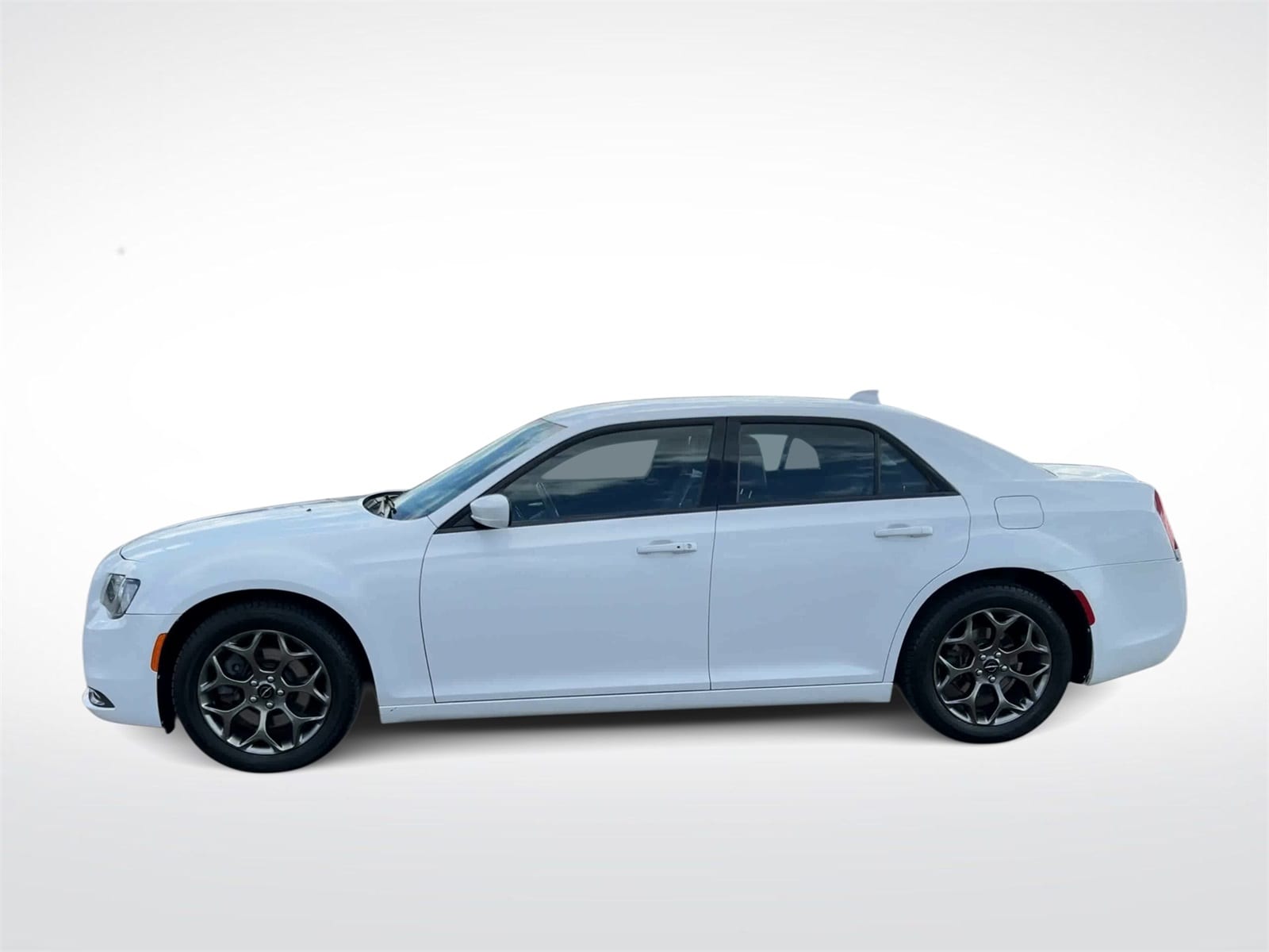 Thumbnail: 2016 Chrysler 300 - 5