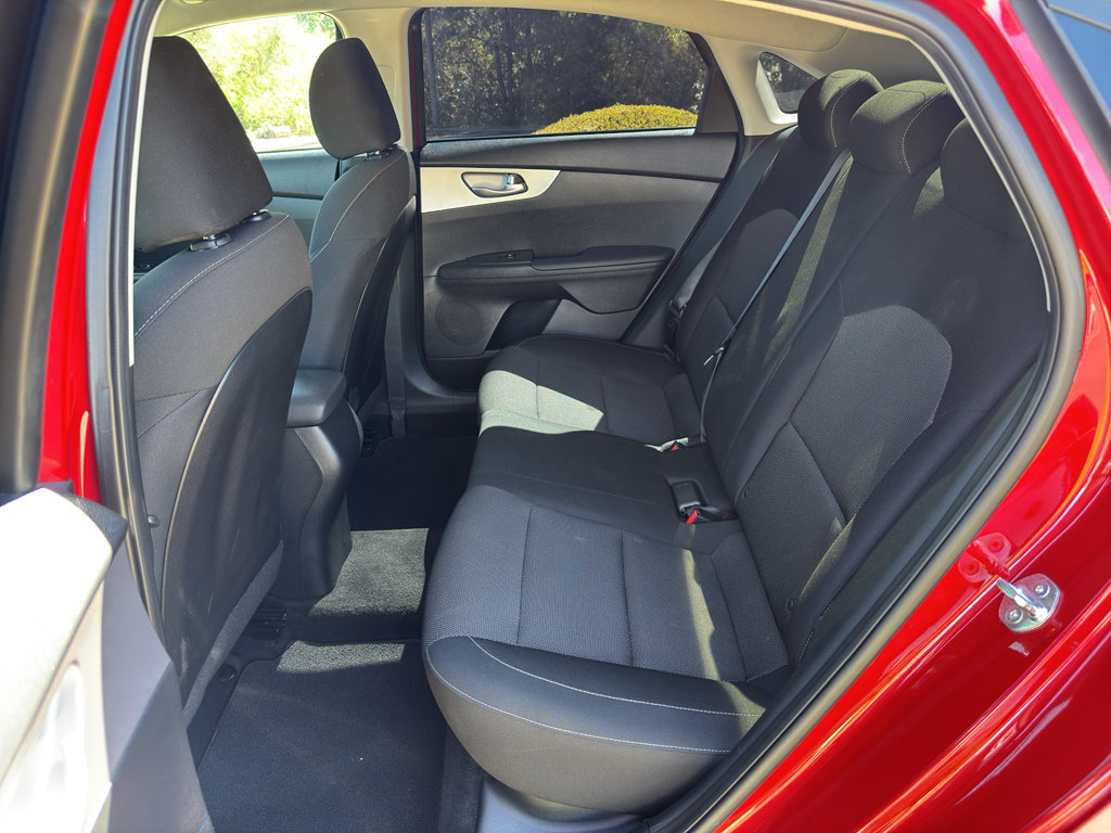 2024 Kia Forte LXS - Photo 12