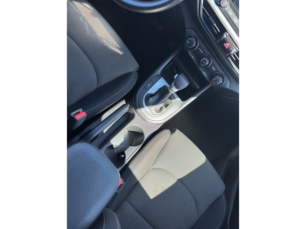 2024 Kia Forte LXS - Photo 10