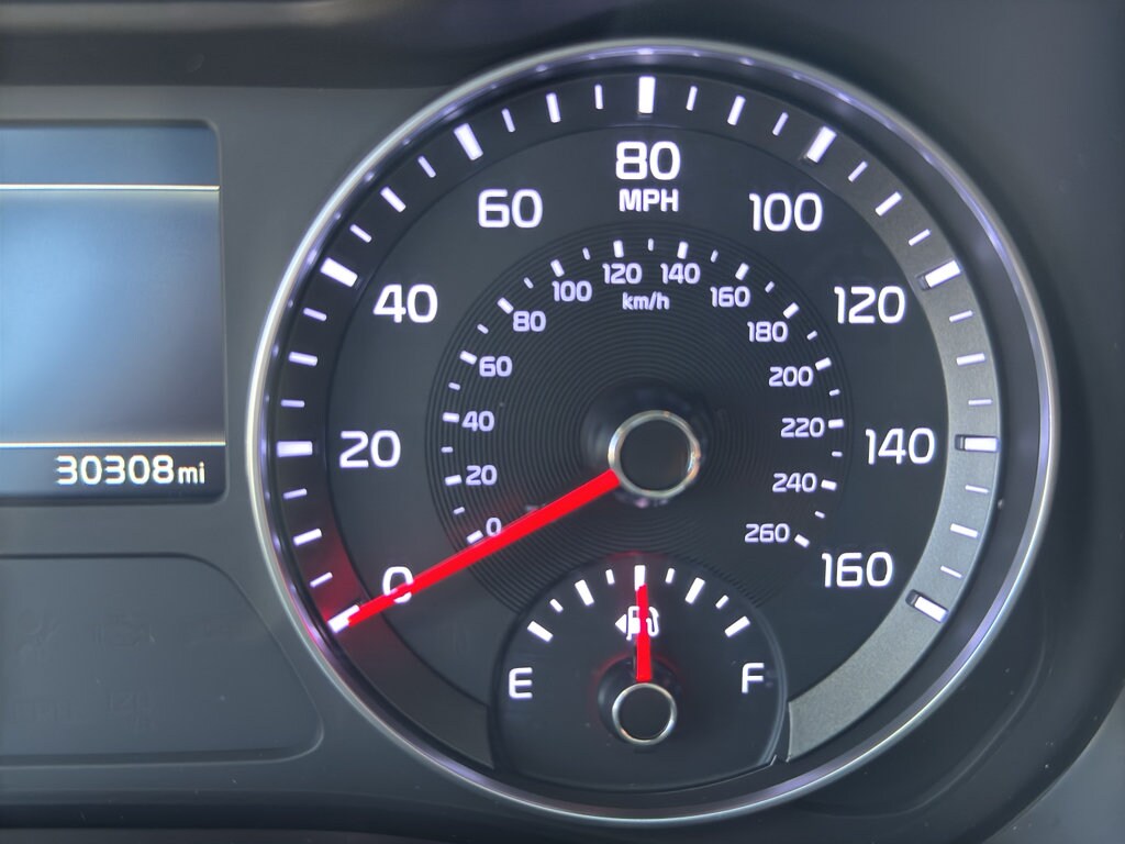 2024 Kia Forte LXS - Photo 22
