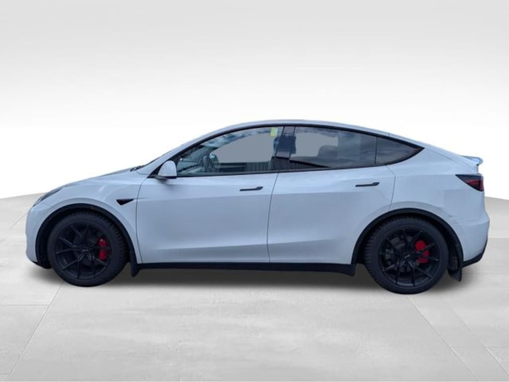 Used 2023 Tesla Model Y Performance SUV