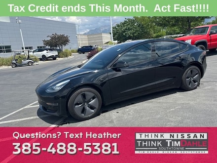 2019 Tesla Model 3 Mid Range Sedan