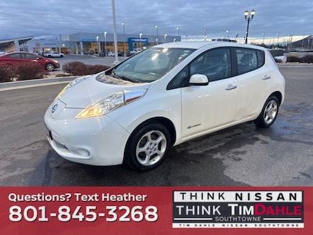 2014 Nissan LEAF SV Hatchback