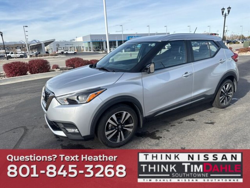 Used 2019 Nissan Kicks SR SUV