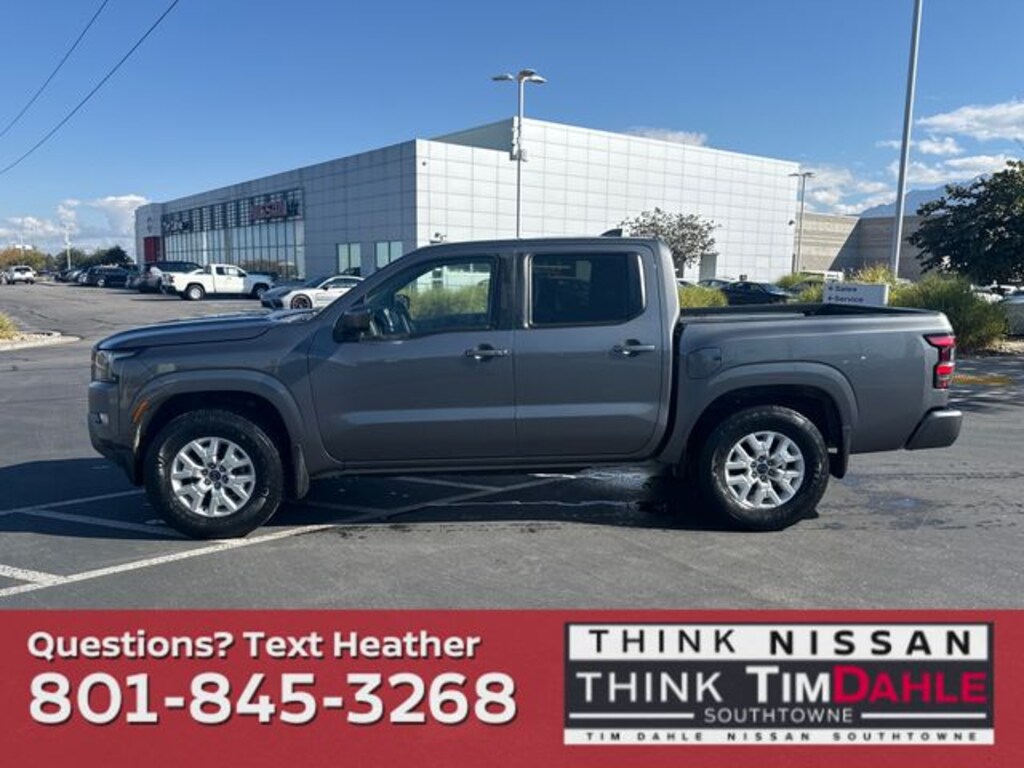 Used 2022 Nissan Frontier SV Truck Crew Cab