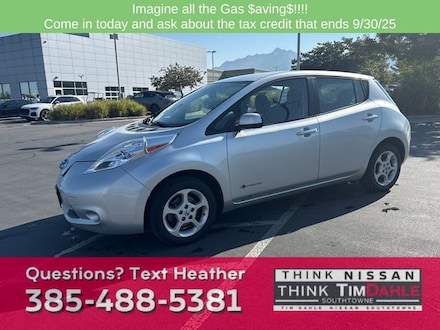 2013 Nissan LEAF SV Hatchback