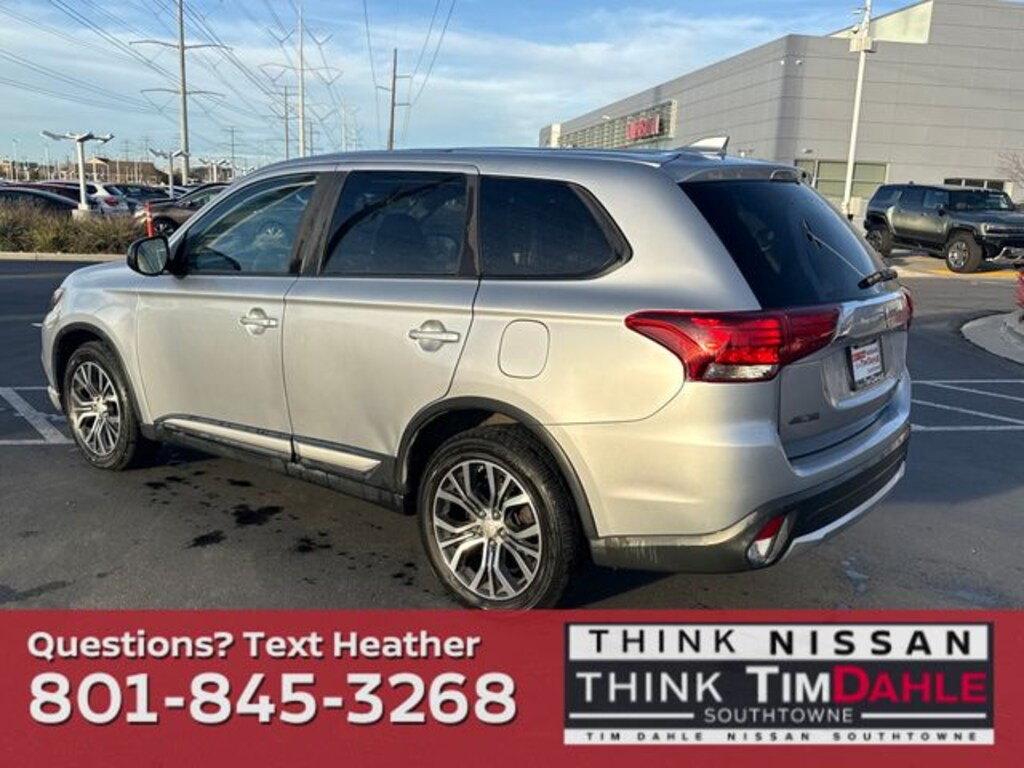 Used 2017 Mitsubishi Outlander ES CUV